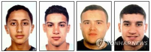 (바르셀로나 AFP=연합뉴스) 스페인 경찰이 지목한 용의자 4명. 왼쪽이 무사 우카비르. 맨 오른쪽 유네스 아부야쿱은 아직 도주 중이다.