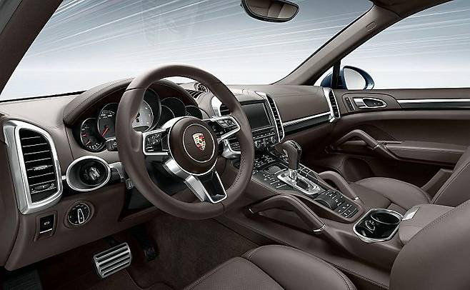 2세대 카이엔 실내