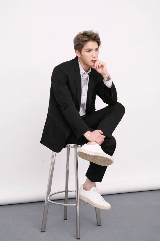 【jyj 金在中】《 cosmopolitan 》3月号 《 bazaar 》《 lofficiel