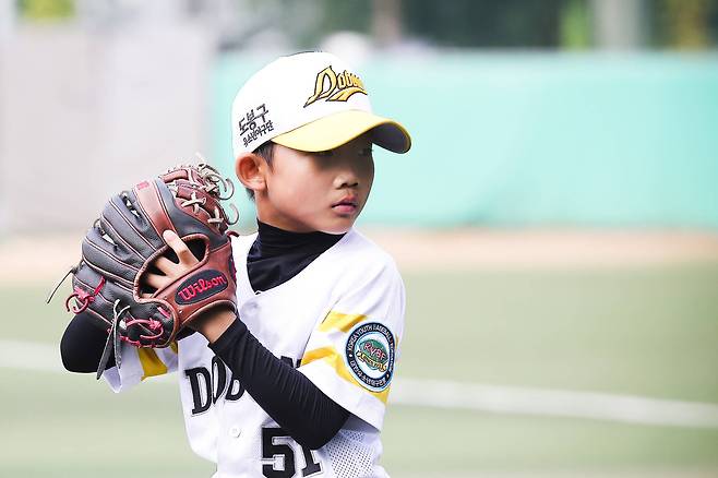 도봉구 선발투수 이승윤 선수. 주장을 맡고 있으며 야구선수가 되는게 꿈이다. 그 꿈에 걸맞게 구속과 제구가 굉장히 뛰어났다. 김경록 기자