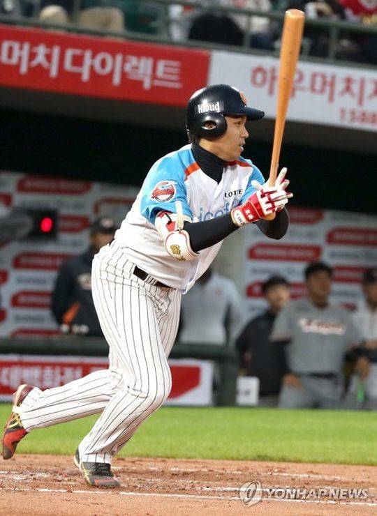 롯데 외야수 김문호 [연합뉴스]