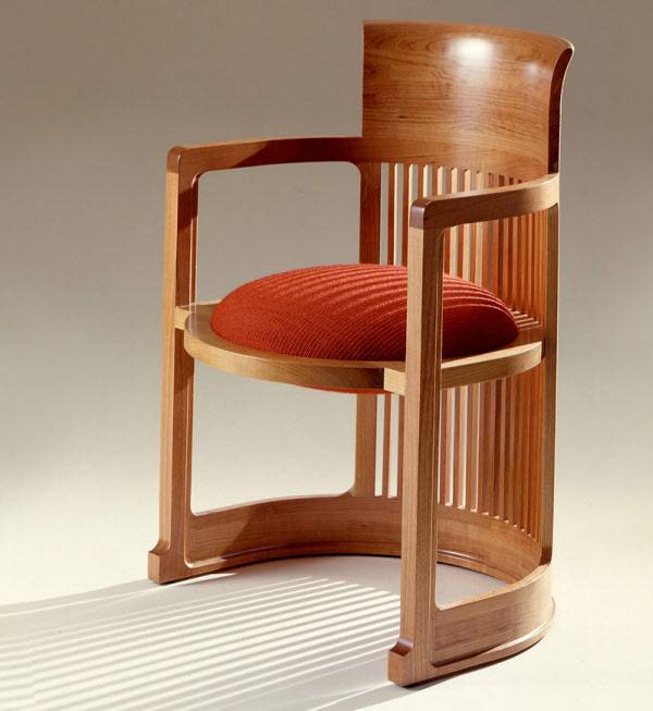 프랭크 로이드 라이트의 배럴 의자를 이탈리아 가구 업체 카시나(Cassina)가 재생산했다. /카시나(Cassina)제공