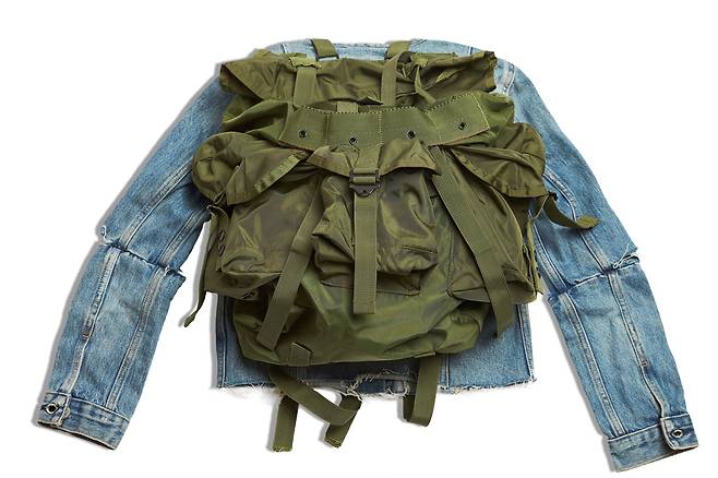 CL의 커스터마이징 재킷 © 리바이스