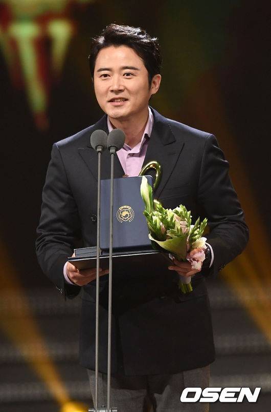 임호, 부친상..임충 작가 폐암 투병 끝에 28일 별세