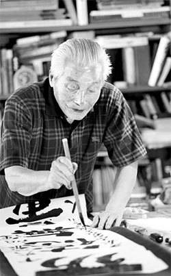 강창원 선생은 1997년부터 미국 LA에 은거하며 작품활동을 해오고 있다. [중앙포토]