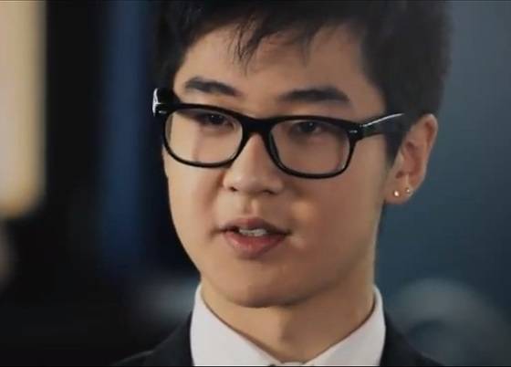 서방언론과 인터뷰하는 김한솔.[유튜브 캡처]