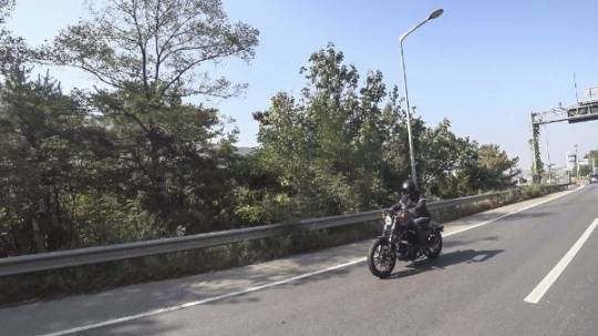 할리데이비슨 2017년형 '아이언 883(Iron 883)'