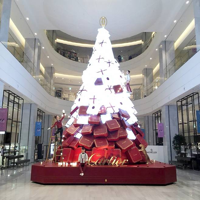 현대百_판교점 까르띠에 트리