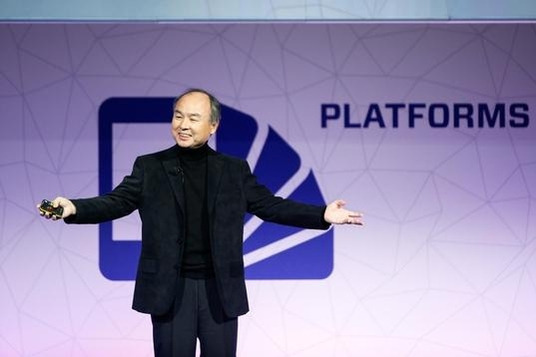 손정의 일본 소프트뱅크 회장이 지난 2월 모바일월드콩그레스에 참석해 연설하고 있다/ 블룸버그 제공
