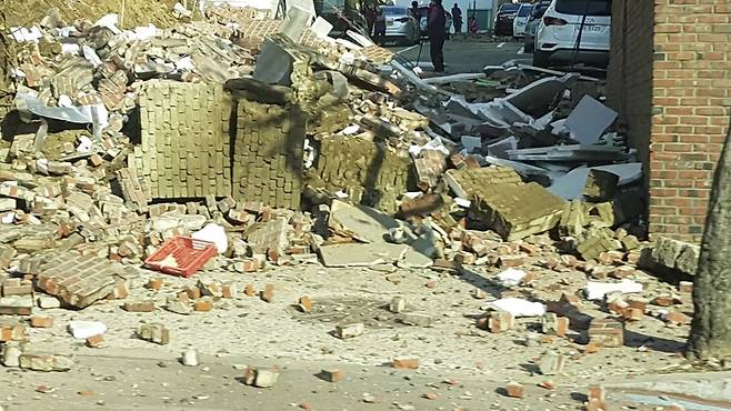 [속보] 전국 곳곳에서 지진 감지..일부 지역 벽 무너지고 피해 잇따라 | 인스티즈