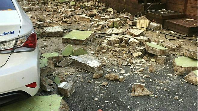 [속보] 소방청 "전국서 지진 감지 신고 3천800여 건" | 인스티즈