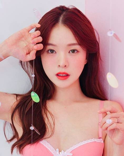 '외모지상주의' 하늘이 화제다. 사진=하늘 인스타그램