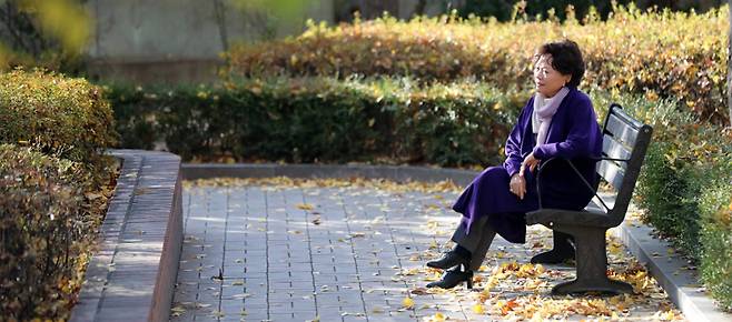 평생 어머니 연기를 해온 김용림 씨는 "지금도 석양을 보면 돌아가신 어머니가 생각난다" 며 눈시울을 붉혔다. [김재훈 기자]