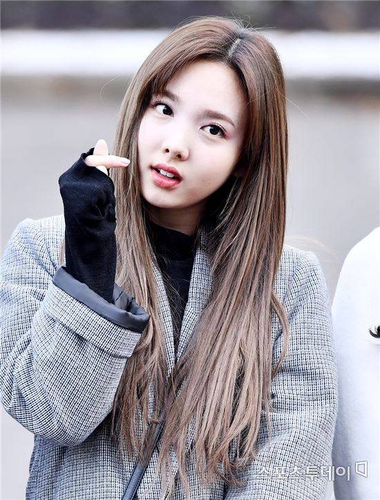 나연