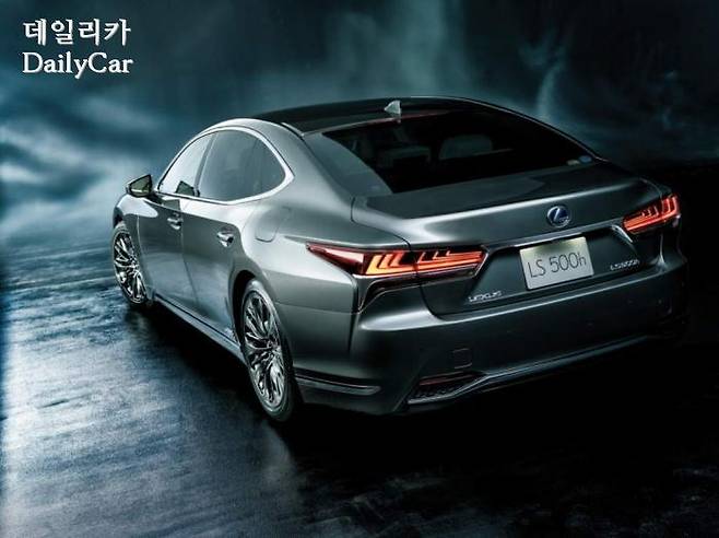 렉서스, 신형 LS500h