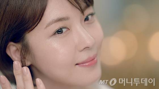 웰라주 모델 배우 하지원/사진제공=웰라주