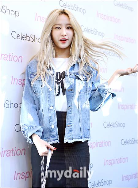 ▲ 하니 ' 머리카락 휘날리며'