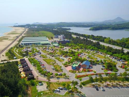 송지호 오토캠핑장 [고성군청 제공]