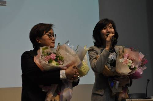 한국여성의전화 공동대표로 선출된 고미경(좌), 박근양(우) [한국여성의전화 제공]