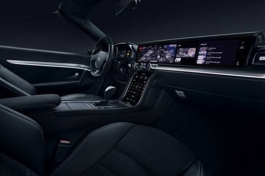 삼성전자와 하만이 ‘CES 2018’에서 선보인 디지털 콕핏. /사진제공=하만