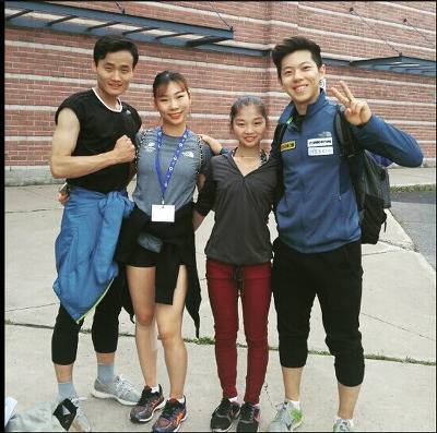 8월 캐나다에서 훈련한 남북한 피겨 페어 선수들. 왼쪽부터 김주식(북), 김규은, 염대옥(북), 강감찬.