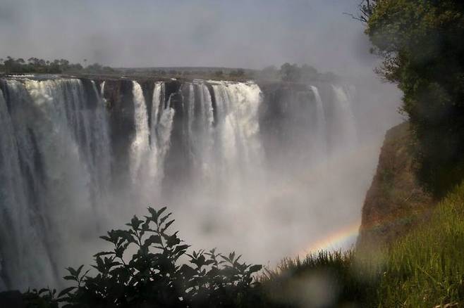 짐바브웨 빅토리아폭포. (사진=오지투어 제공)