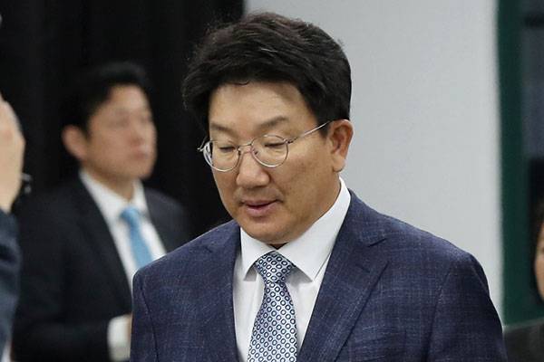 ⓒ연합뉴스 강원랜드 채용 비리 의혹을 받고 있는 권성동 자유한국당 의원.