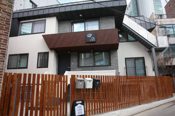 단독주택을 개조해 만든 쉐어하우스. /김연정 객원기자