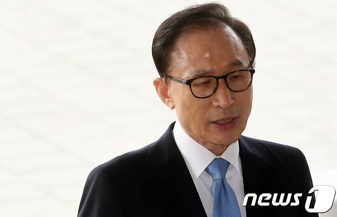 이명박 전 대통령 © News1 사진공동취재단