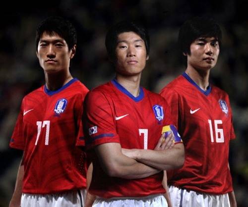 아직까지도 좋은 디자인으로 꼽히는 2010년 남아공 월드컵 유니폼. [사진=대한축구협회]