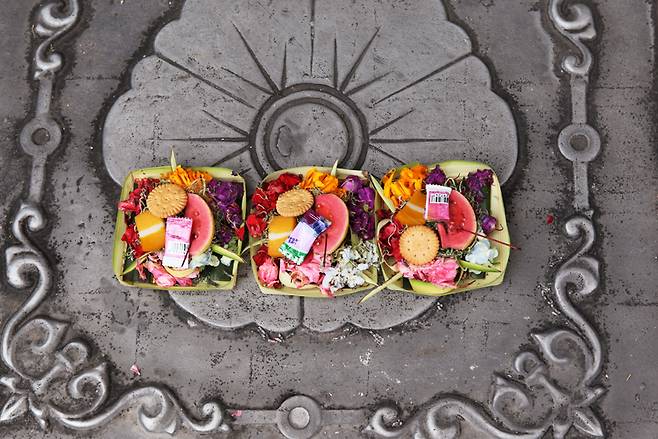 발리에서 볼 수 있는 차낭 사리