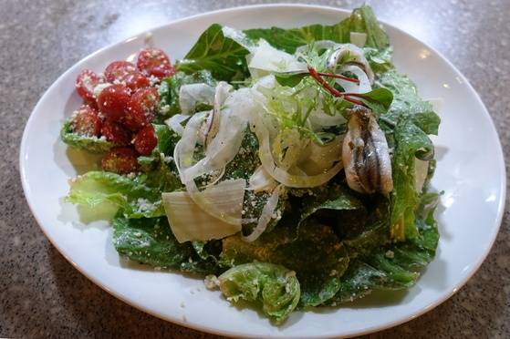 시저샐러드(1만6000원)