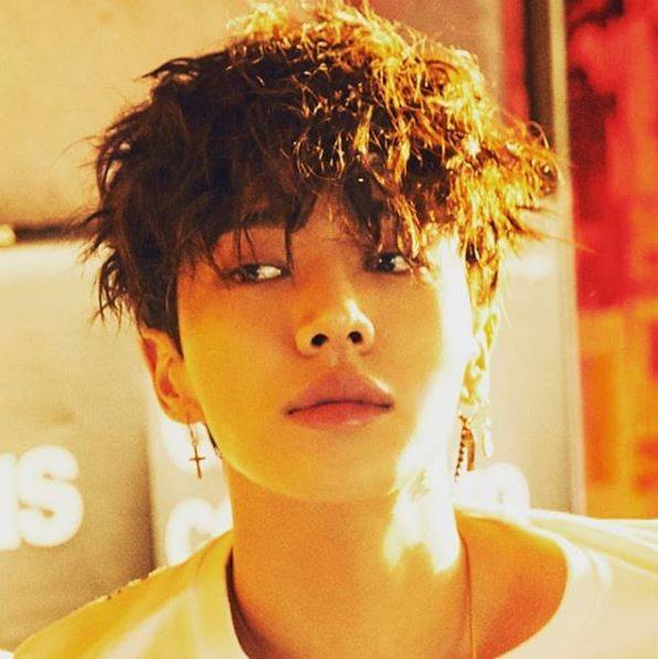이기광. 사진|윤두준 SNS