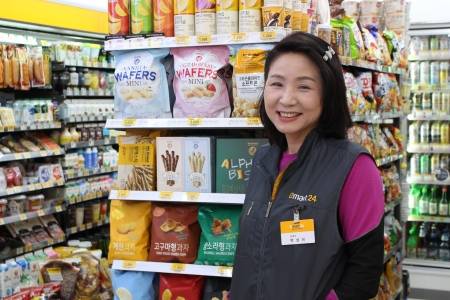 박성비 이마트24 마포성산점 대표 /사진=김태현 기자