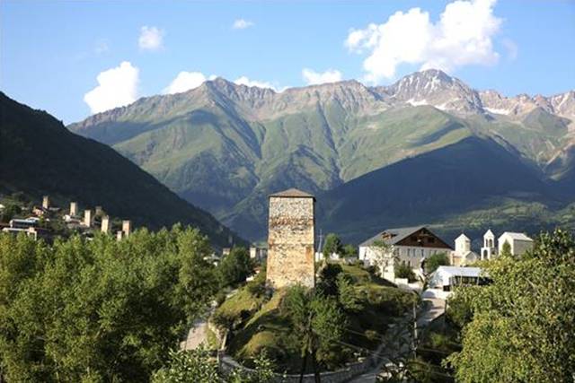 ▲메스티아는 조지아의 ‘작은 스위스’라고 알려질 만큼 아름다운 마을이다.Ⓒ유재원
