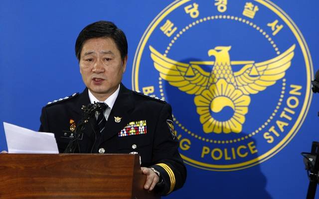 2009년 4월24일 장자연씨 성접대 강요 사건의 중간 수사 결과를 발표하는 한풍현 당시 분당경찰서 서장. 한겨레 김명진 기자