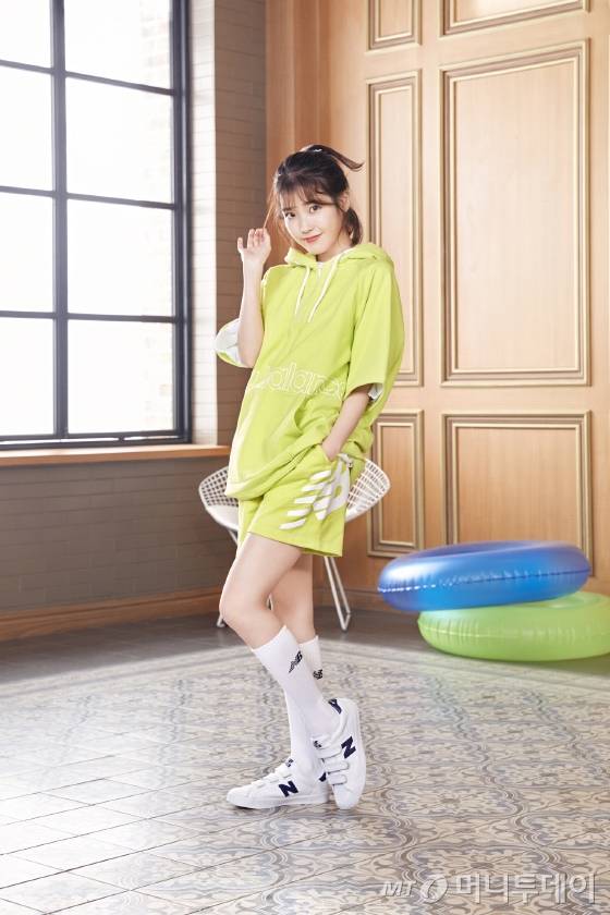 가수 아이유/사진제공=뉴발란스