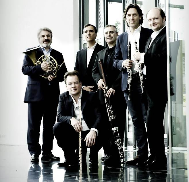 17일 서울 롯데콘서트홀에서 공연하는 목관 앙상블‘레 벙 프랑세’. /마스트미디어