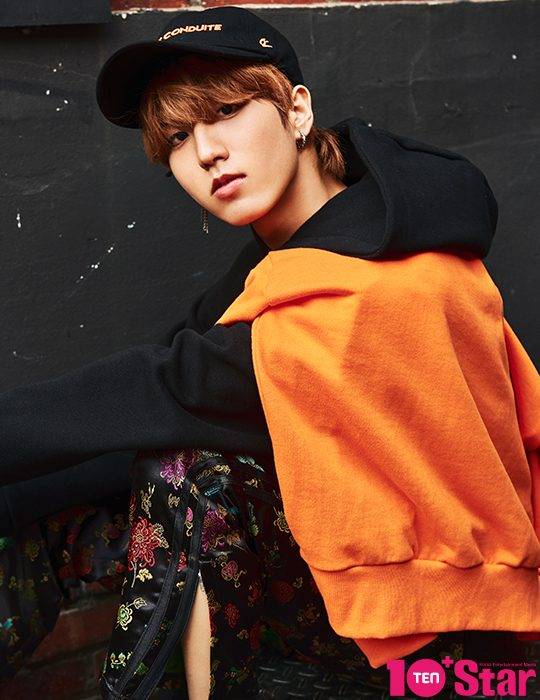 한은 “스트레이 키즈의 아지트가 거칠고 날 것의 분위기였으면 좋겠다”고 했다./사진=김연중(관음사), 장소제공=GLOW