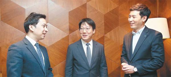 오는 10일 개막하는 `2018 서울머니쇼`에 참석하는 해외 증시 전문가들. 사진 왼쪽부터 부쑤언토 한국투자증권 리서치센터 수석연구원, 오남훈 마이다스에셋자산운용 주식운용본부장, 박석중 신한금융투자 글로벌투자전략팀장. [이승환 기자]