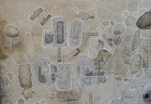 경주 탑동 6-1번지에서 나온 적석목곽묘. [한국문화재재단 제공]