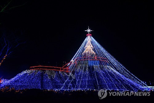 태안 신안리에서 열린 2015년 태안빛축제[연합뉴스 자료사진]