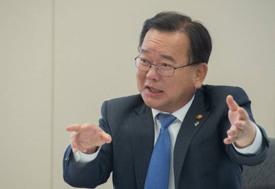 김부겸 행정안전부 장관