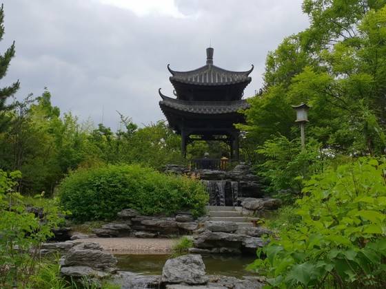 경기도와 중국 광둥성의 우호협약에 따라 수원시 효원공원에 마련된 중국식 전통공원 월화원. 최모란 기자