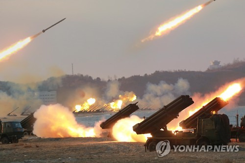 북한 방사포 사격 장면 [연합뉴스 자료사진]