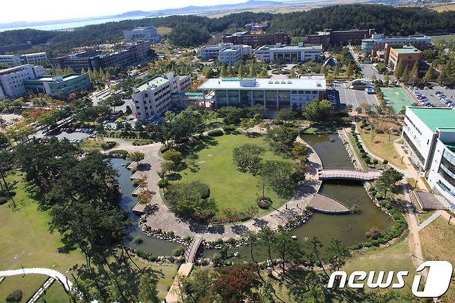 군산대·군장대, 대학기본역량 진단평가 '자율개선대학' 선정