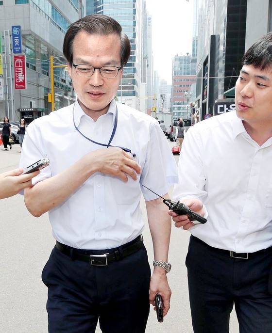 드루킹 댓글 여론조작 사건을 수사중인 허익범 특별검사. [연합뉴스]