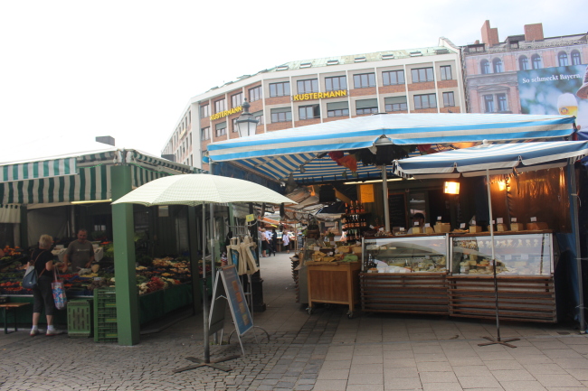 A marketplace in Munich (Yoon Min-sik/The Korea Herald)