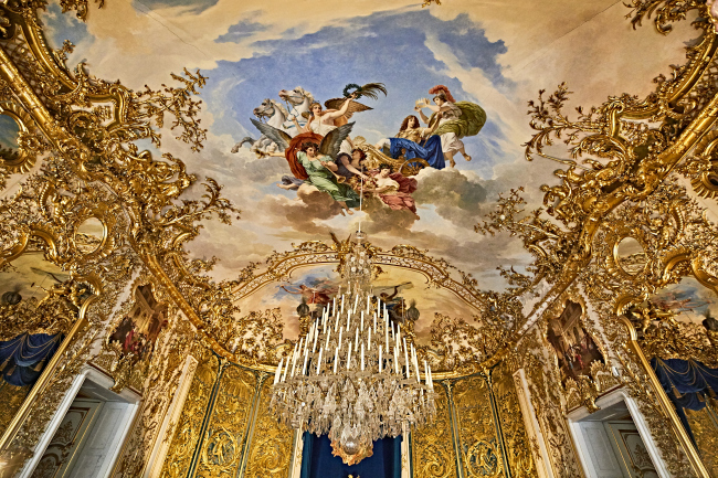 Linderhof Palace (©www.bayern.by_Gert Krautbauer)
