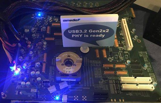 AS미디어가 공개한 USB 3.2 칩 샘플. (사진=마이드라이버스)
